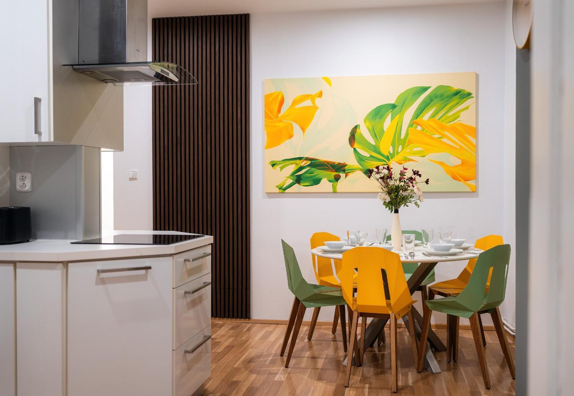 4br+2bath Old Town Family Oasis Luxury Appartement *