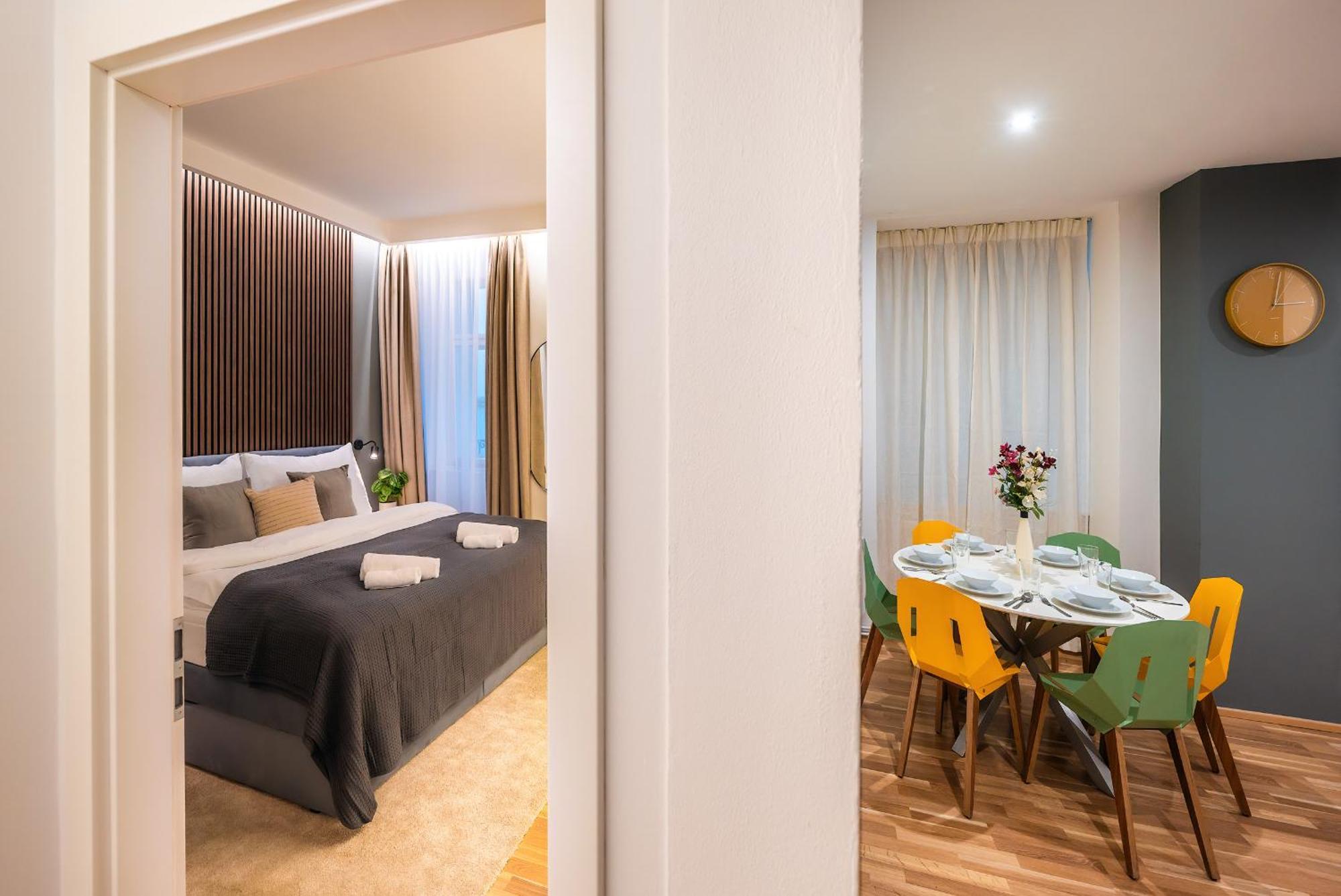 4br+2bath Old Town Family Oasis Luxury Appartement *
